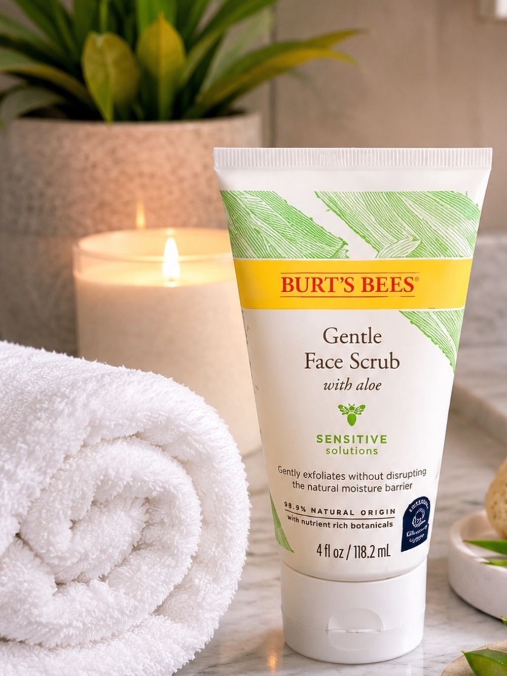 Burt’s Bees Sensitive Solutions Gentle Face Scrub Aloe 4 oz New